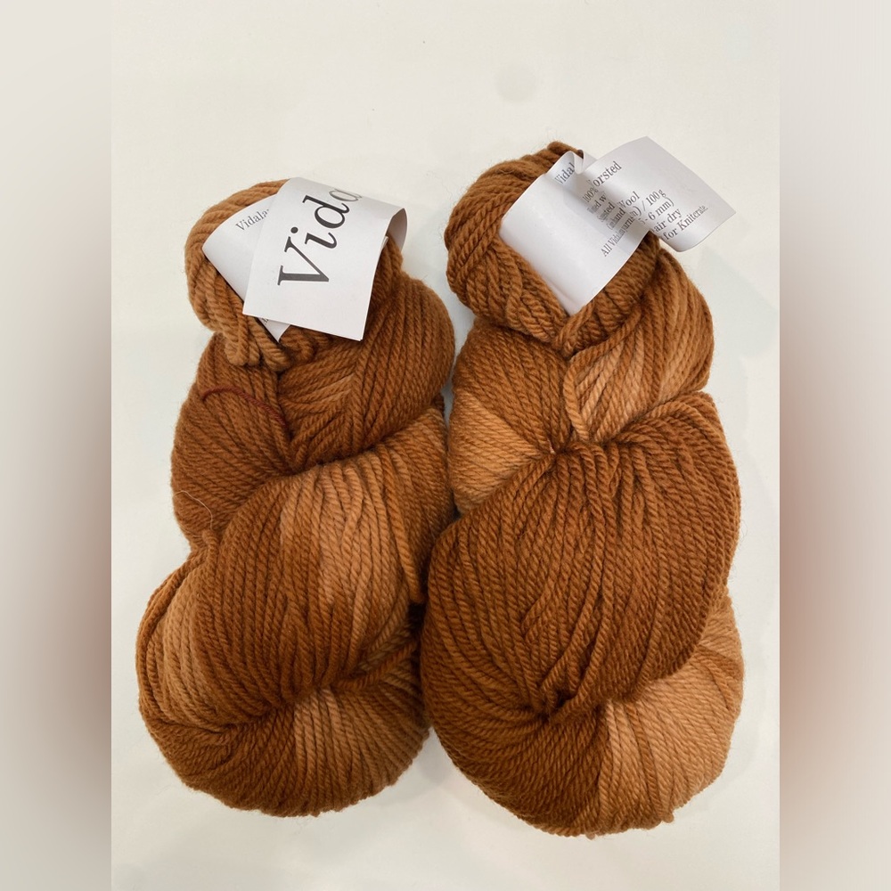 2 Skeins hand dyed Peru Wool Worsted NWT